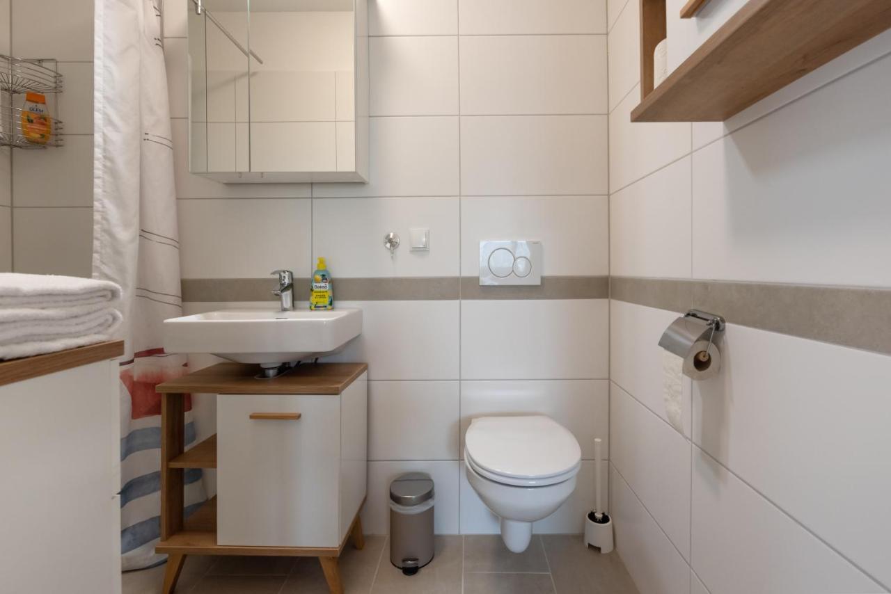 וינה Gruene Ruhelage, 20 Minuten Ins Zentrum Und Parkgarage מראה חיצוני תמונה